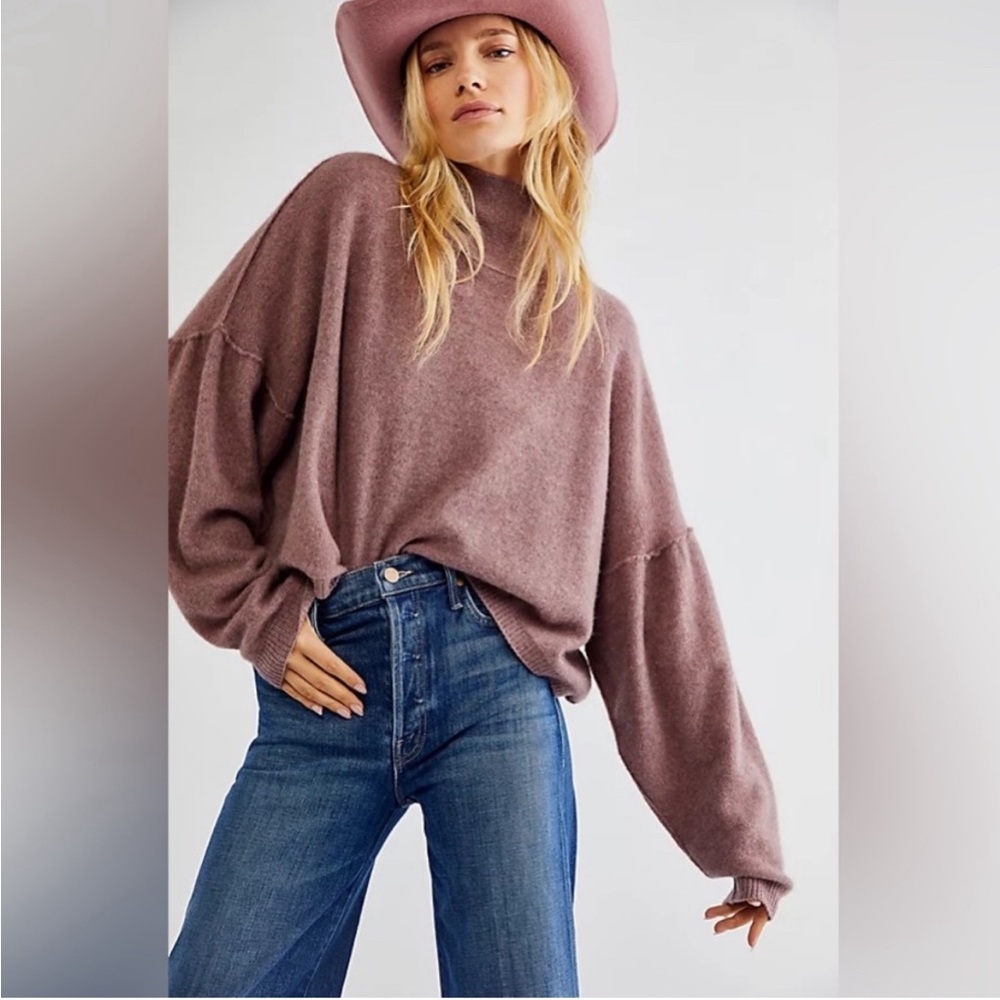 EUC Free people so low so high 100% cashmere sweater in purple size extra large